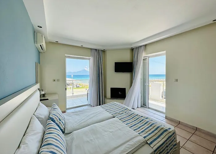Blue Senses 4* סארטי